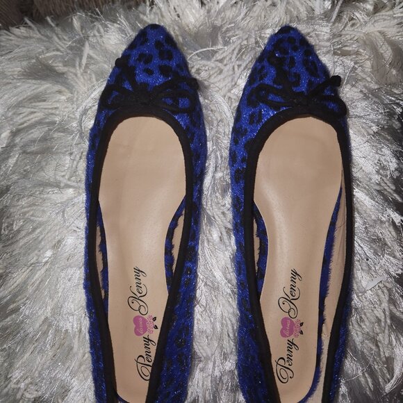 Royal Blue and Black Flat Shoe - Size 12 New in the Box - Picture 2 of 3